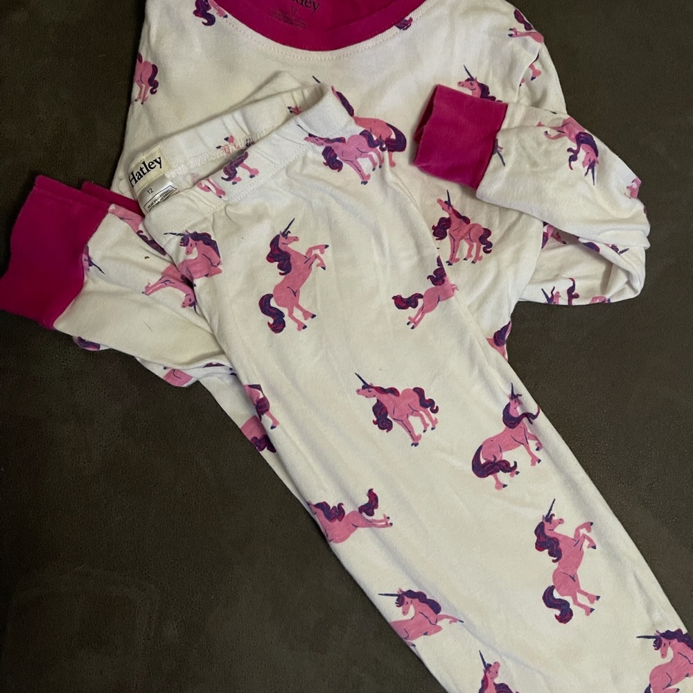 2 pairs of Harley pjs